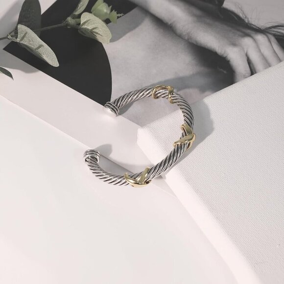 ⭐Women Twisted Cable Wire Bangles Bracelets Two Tone Three Cross Jewelry - Picture 4 of 6